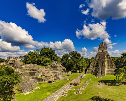 Tikal-Maya-Tempel_#B_AdobeStock_211046099